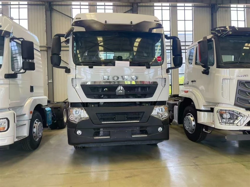 Howo TX6x4 Tractor factory